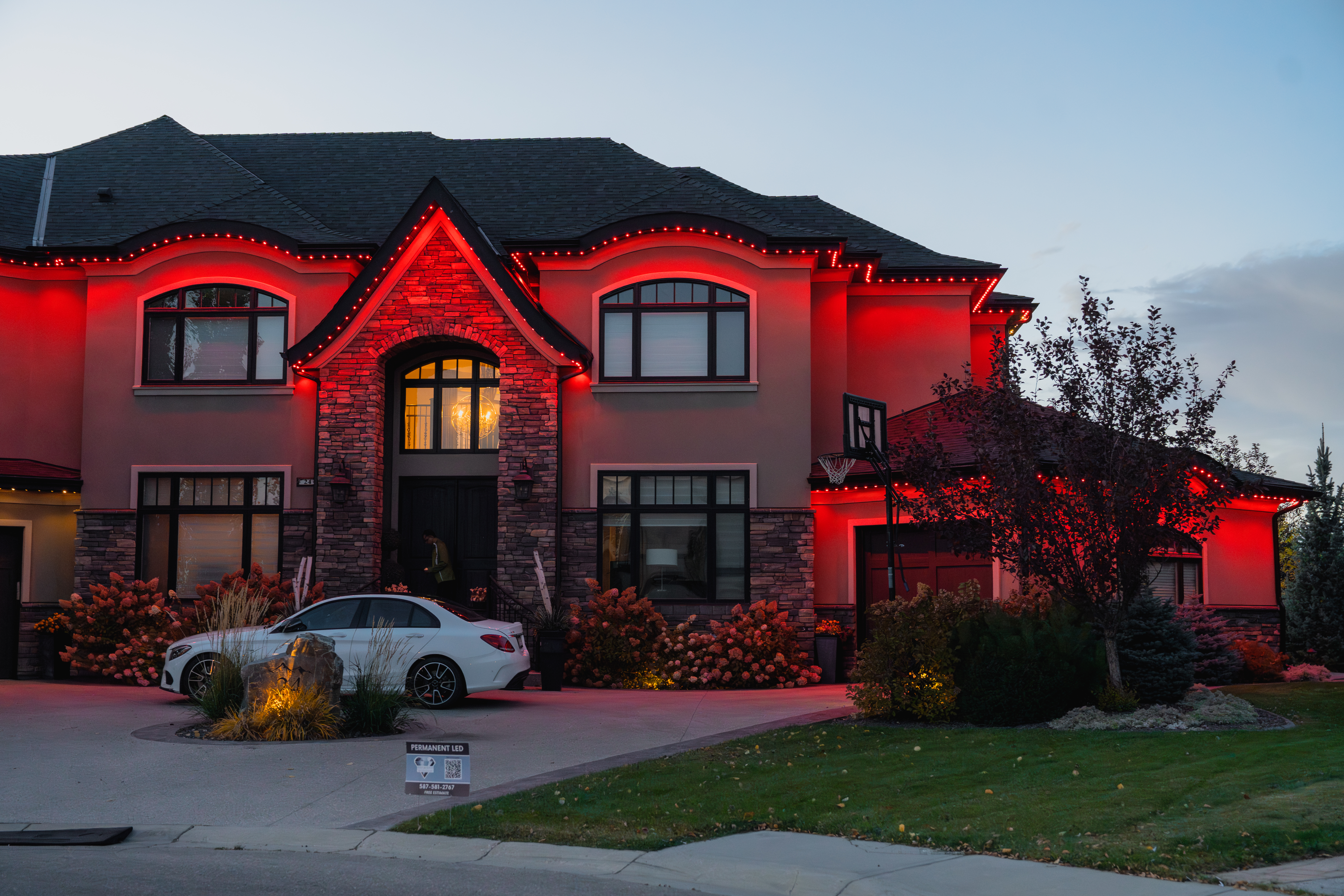 Permanent holiday lighting installation in Calgary – year-round LED by Lior Lighting